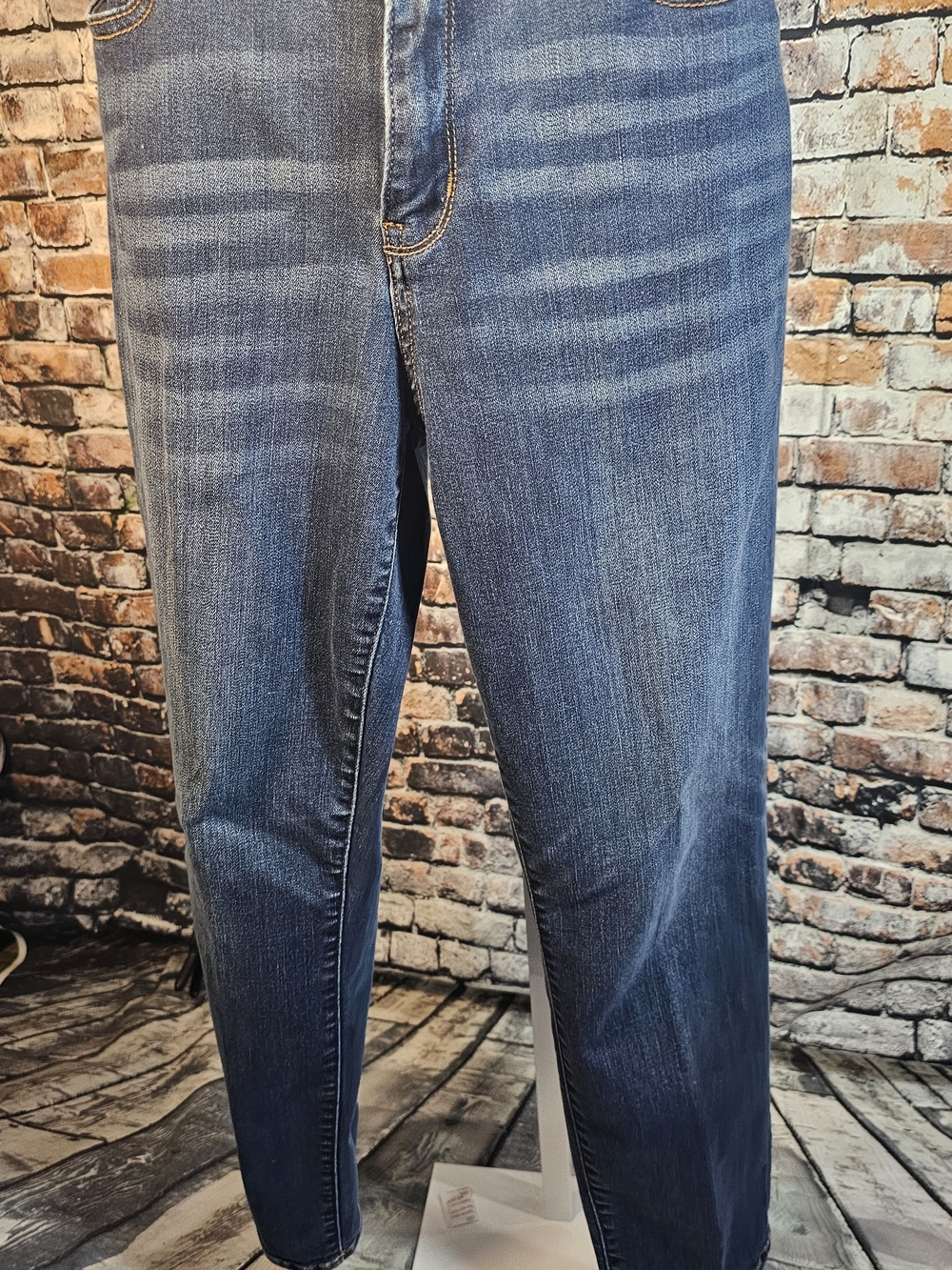 Judy Blue Boyfriend Fit Jeans Size 11/30 Medium Wash Stretch Denim